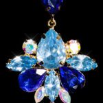 Boucles d'oreilles strass et christal SALOME couleur Bleu