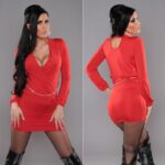 Robe femme courte sexy et fashion avec ceinture de couleur rouge